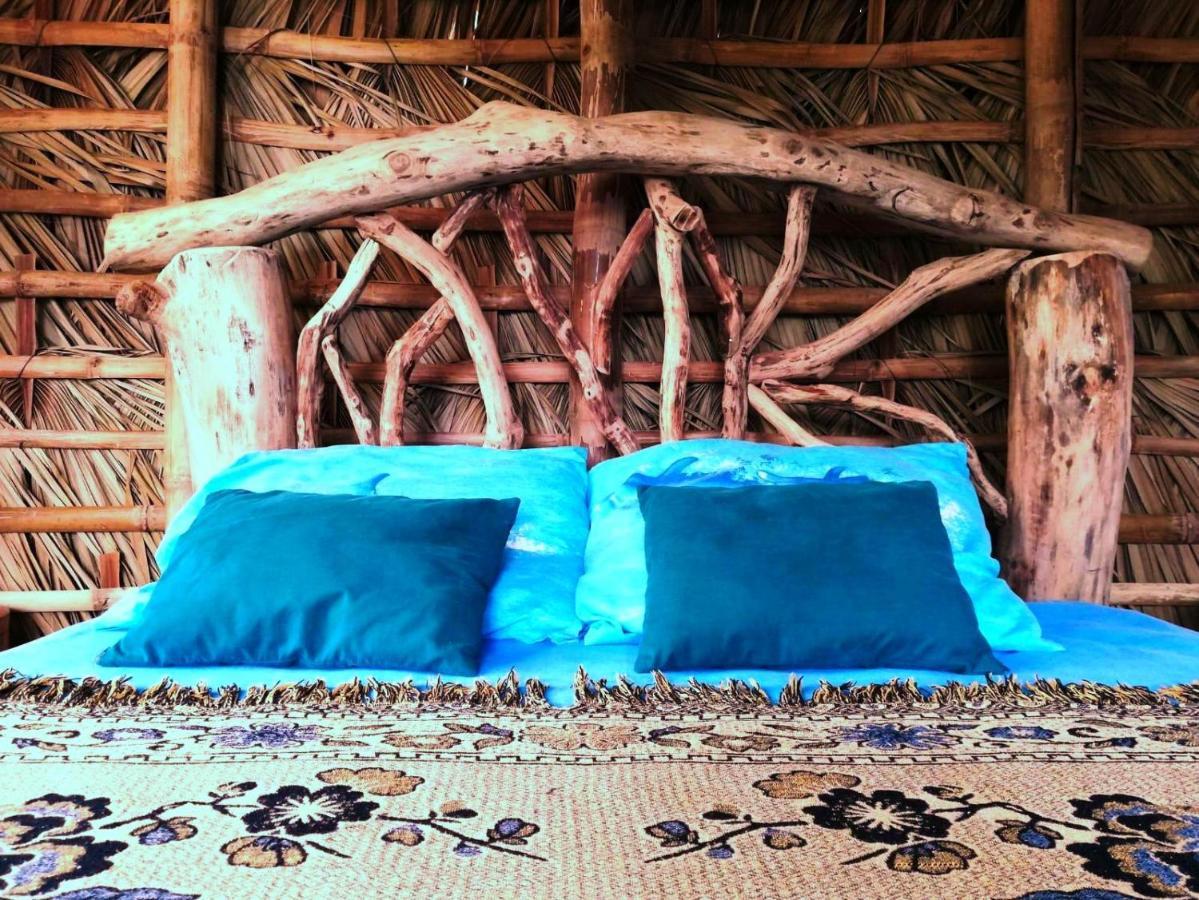El Bamboo Cabins Balgue Εξωτερικό φωτογραφία