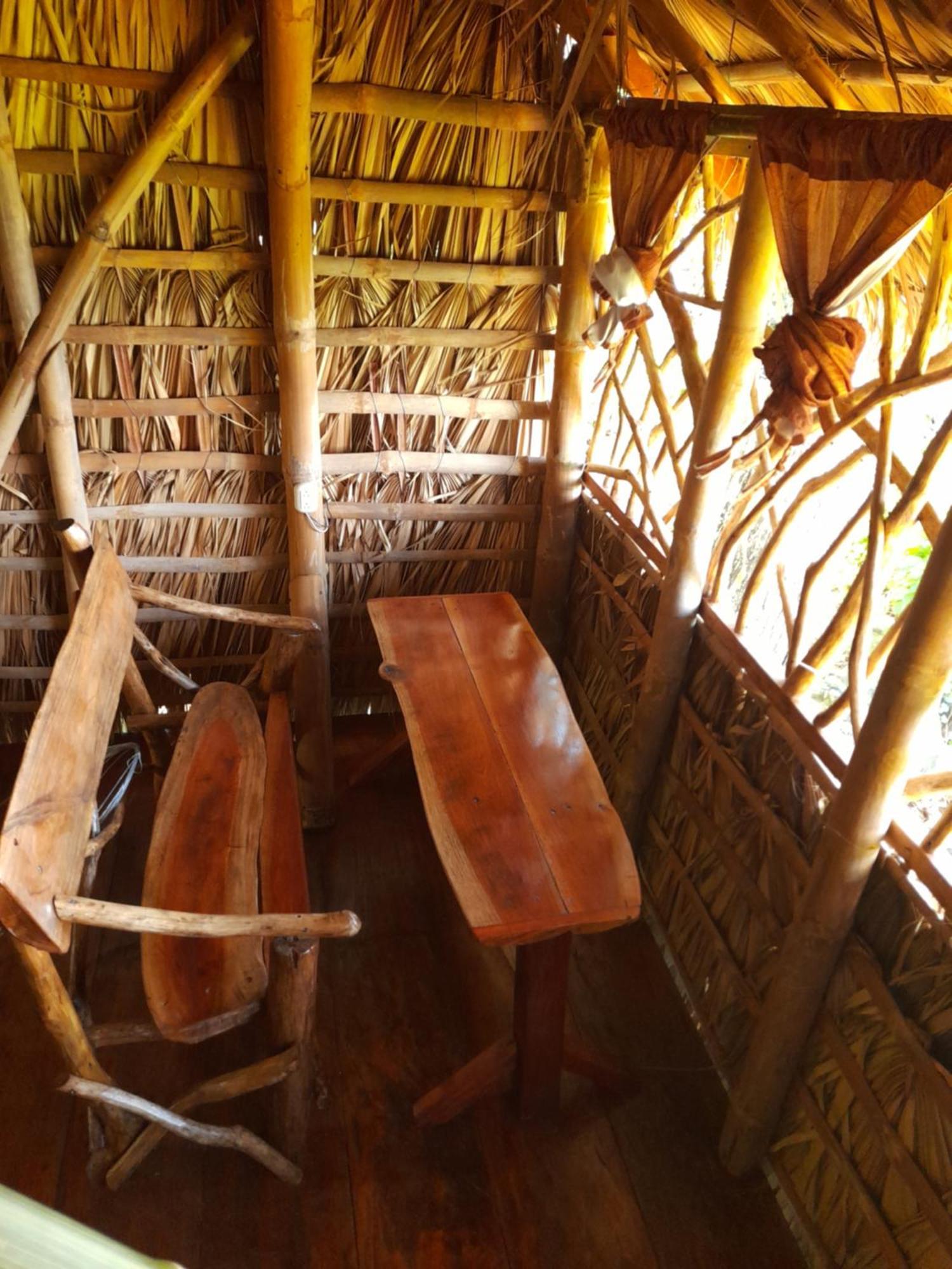 El Bamboo Cabins Balgue Εξωτερικό φωτογραφία