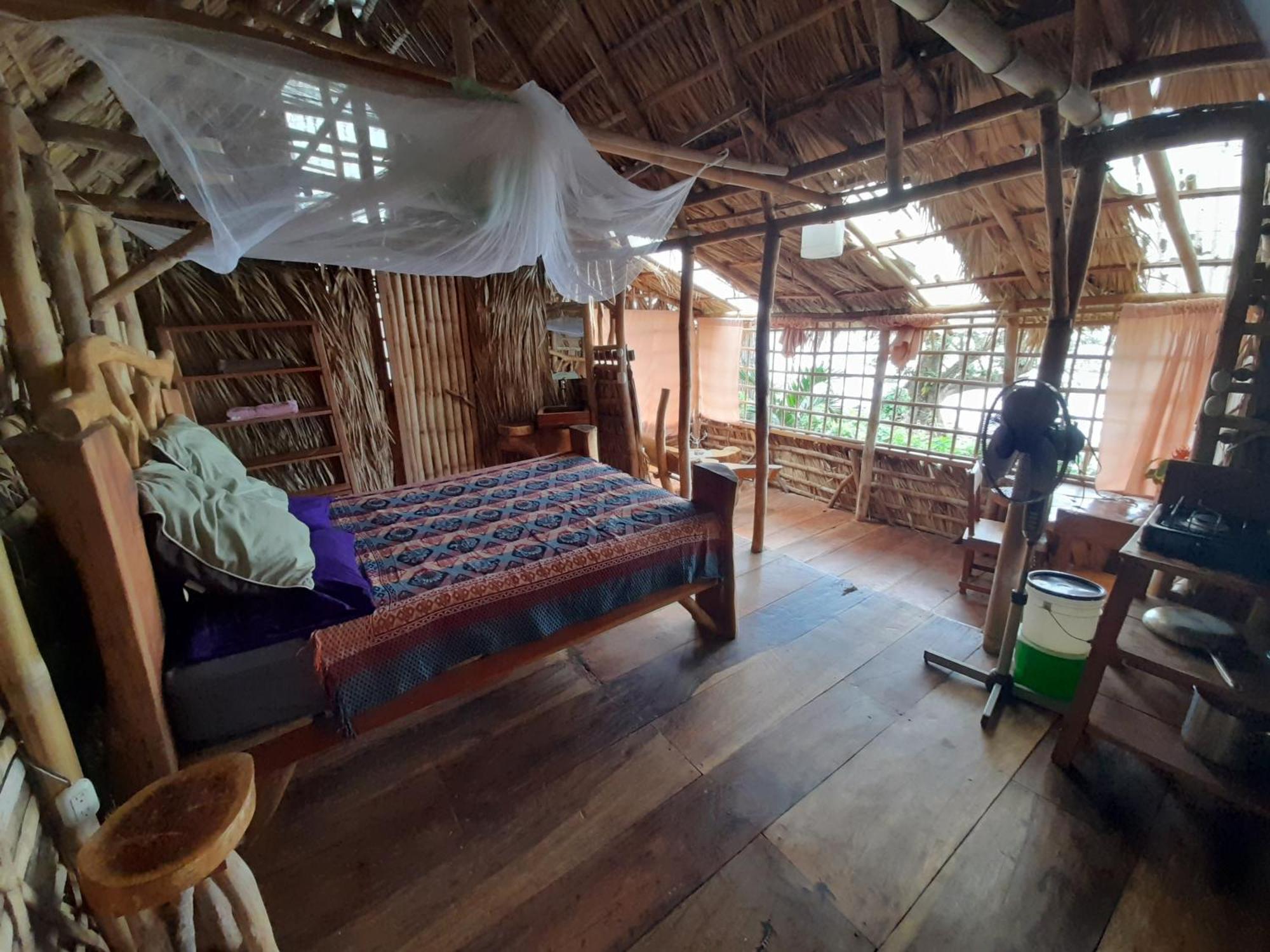 El Bamboo Cabins Balgue Εξωτερικό φωτογραφία